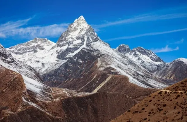 Lobuche Peak Climbing In August