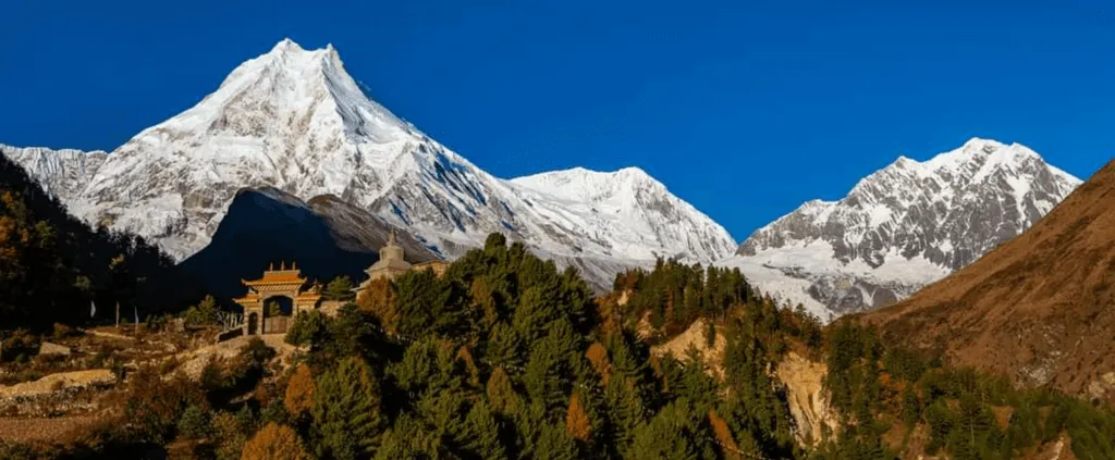 Manaslu Tsum Valley Trek 18 Days